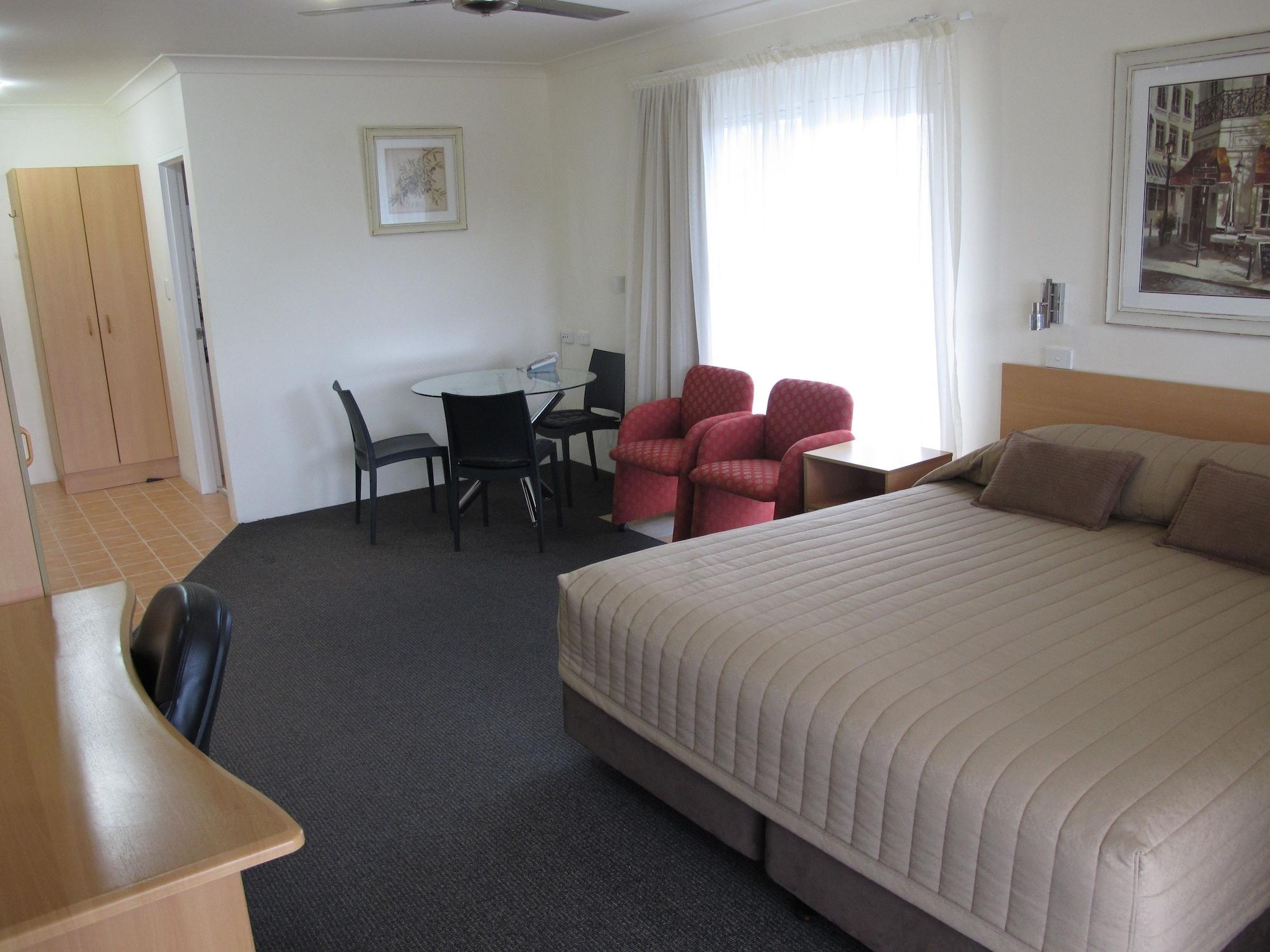 Aston Hill Motor Lodge Порт Макари Екстериор снимка