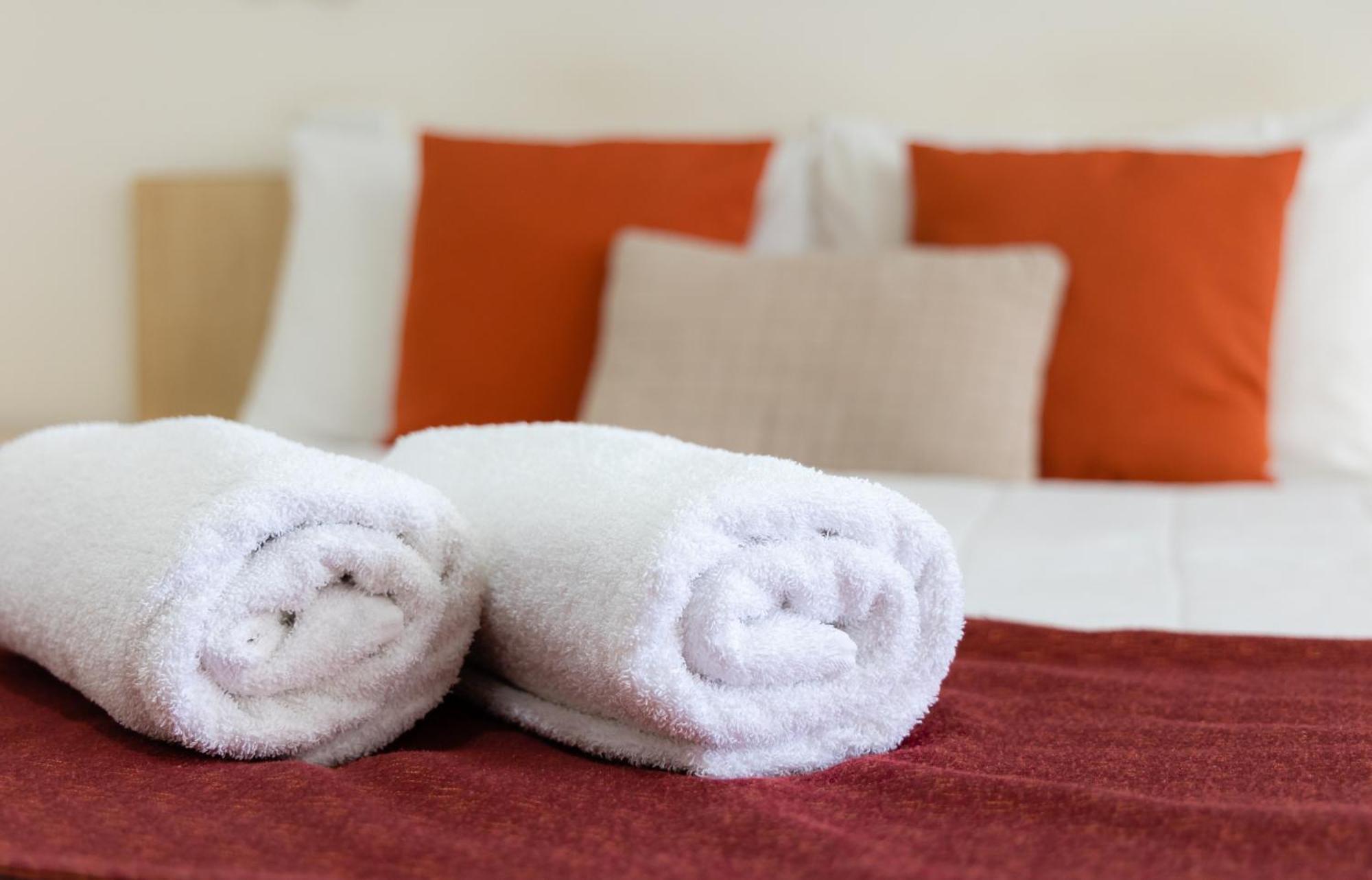 Aston Hill Motor Lodge Порт Макари Екстериор снимка