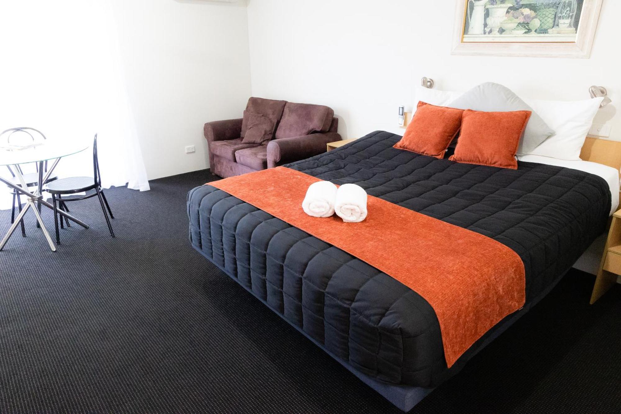 Aston Hill Motor Lodge Порт Макари Екстериор снимка